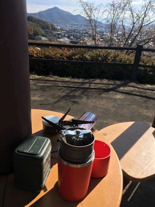 如意臨寺公園でコーヒー